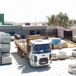 [Fabrica de Blocos de Concreto]
