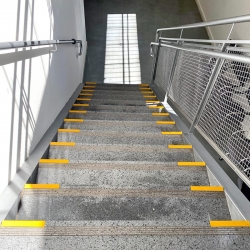[Demarcação Rota de Fuga em Escada]