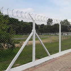 [Alambrados em Goiânia]