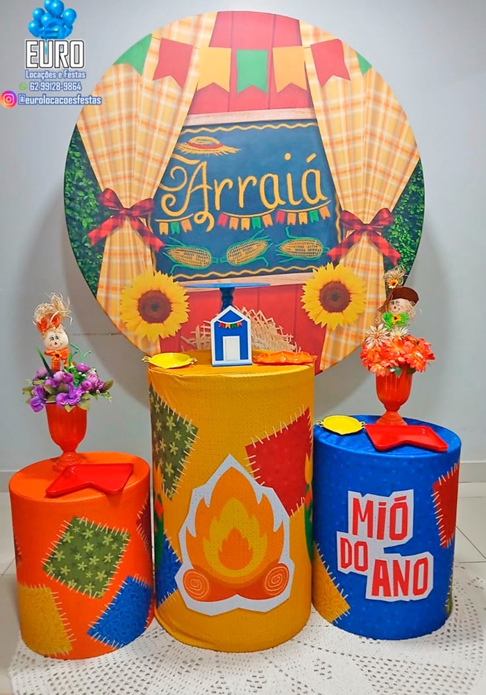 Mesa Arraiá