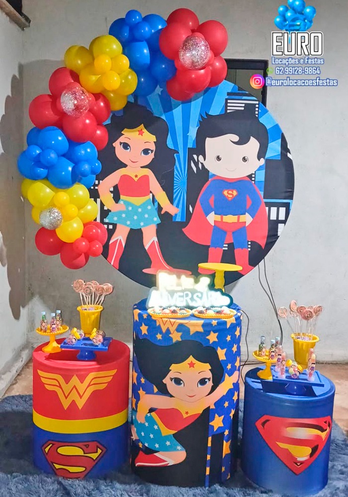 Mesa Mulher maravilha