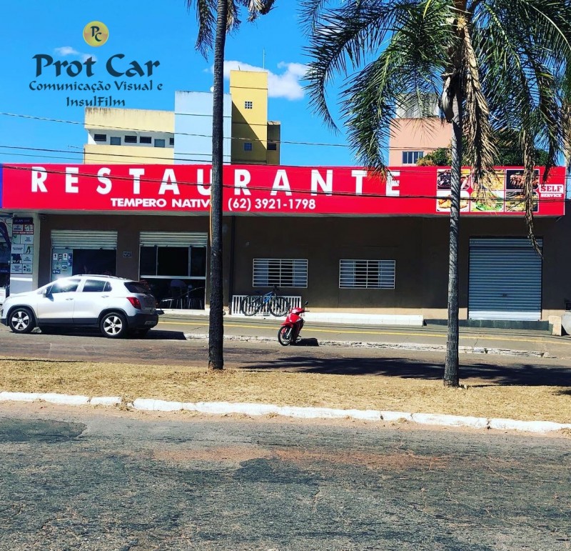 FACHADA EM LONA PARA RESTAURANTE