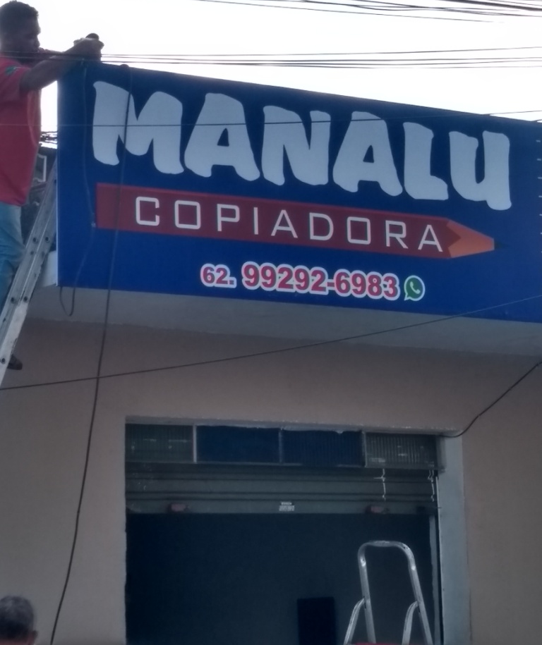 FACHADAS EM LONA PARA COMÉRCIO