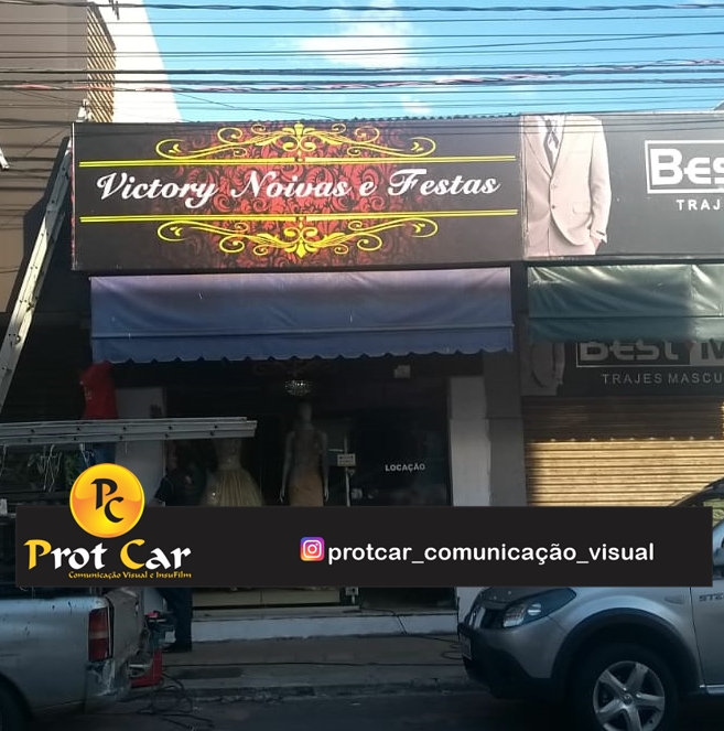 FACHADA EM LONA LOJA DE ROUPAS