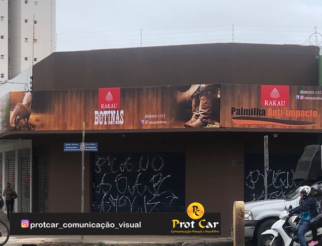 FACHADA COMERCIAL PARA LOJA DE BOTAS