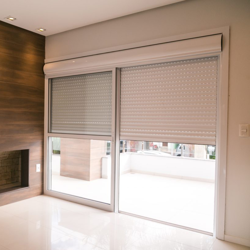 Porta de Alumínio com Persiana Integrada